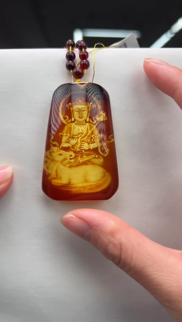 琥珀颈饰未镶嵌吊坠
