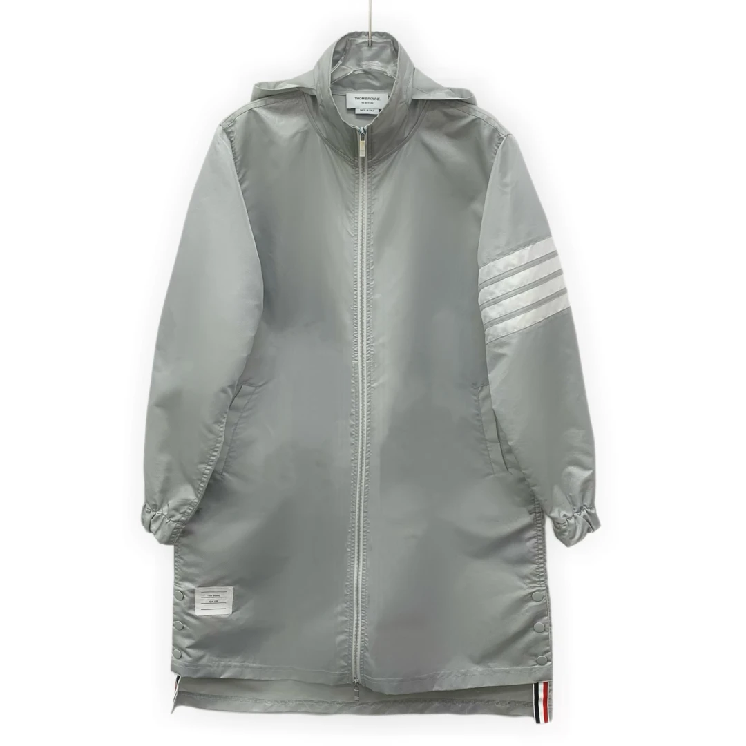 99新 THOMBROWNE  IW0616   灰色经典四杠风衣 42码