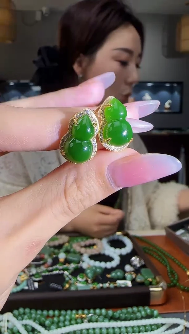 银S925镶嵌和田玉耳饰1