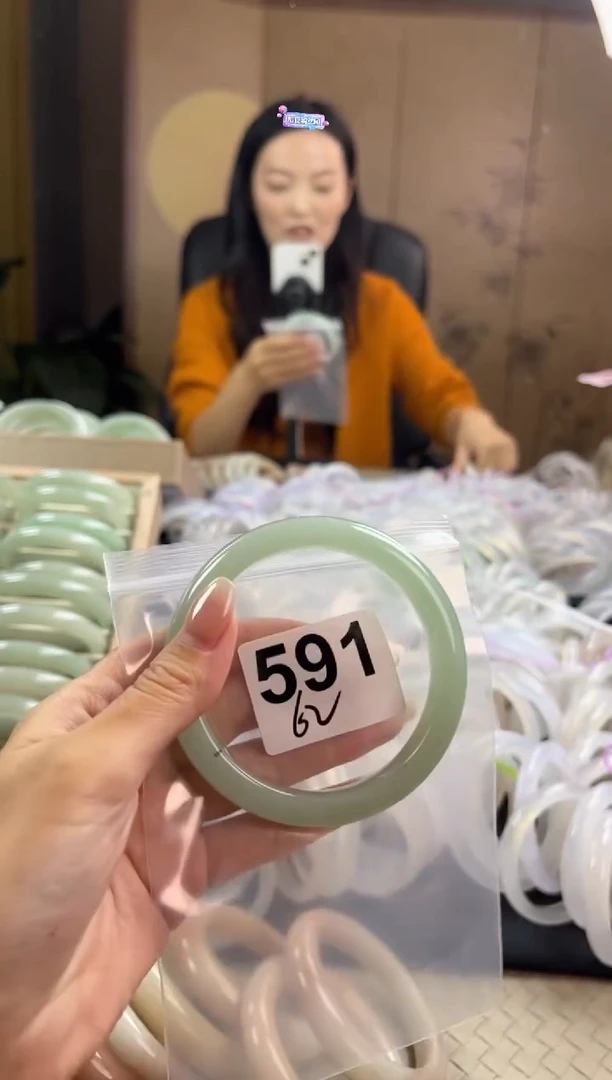 未镶嵌手镯石英质玉快****～591