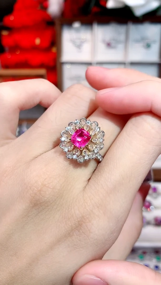 戒指彩色蓝宝石18K金镶嵌2.05ct/天然宝石/七天无理由