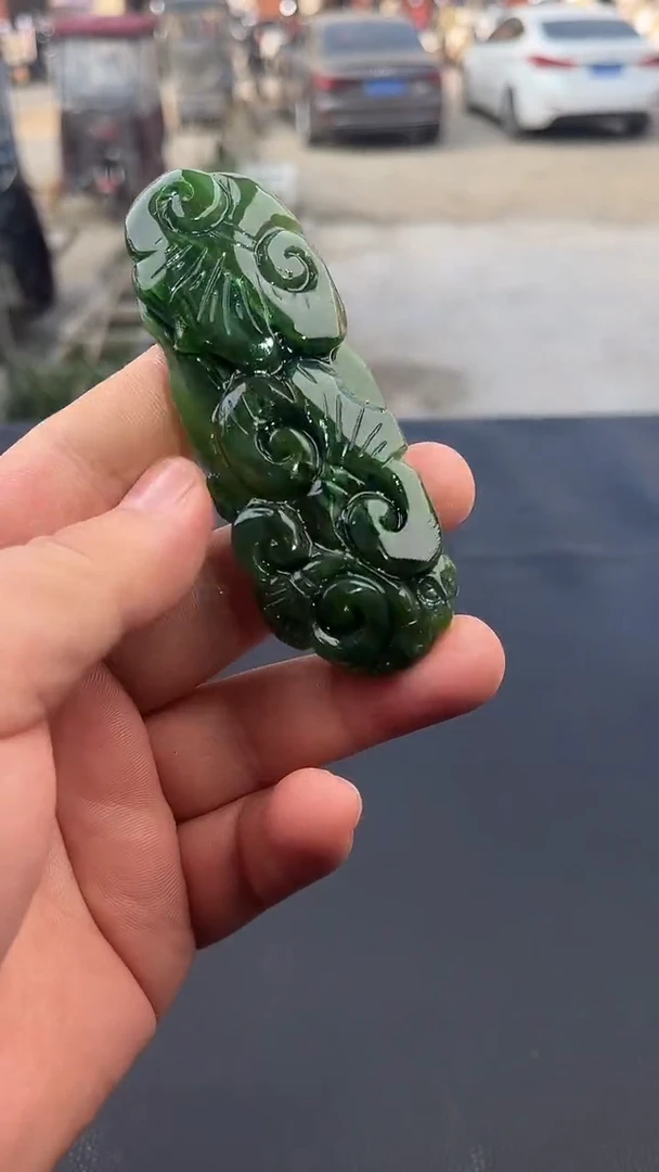 颈饰未镶嵌和田玉2