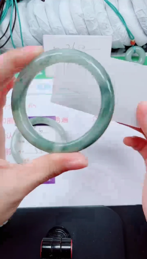 石英质玉手镯未镶嵌34-55/56