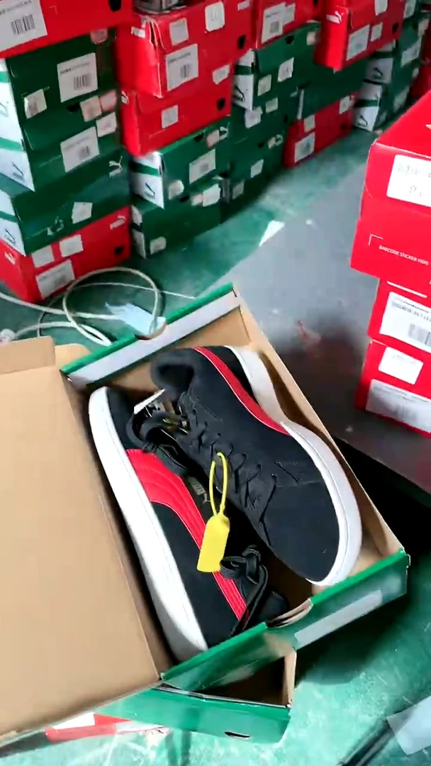 彪马时尚休闲运动鞋42M  E120