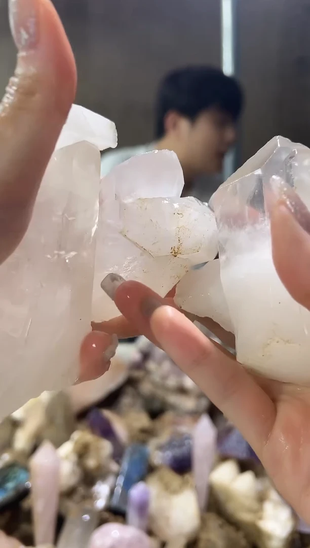 未镶嵌大型摆件（非配饰）水晶200白水晶3颗