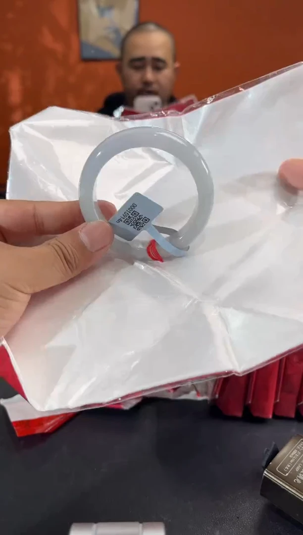 未镶嵌手镯翡翠2 52