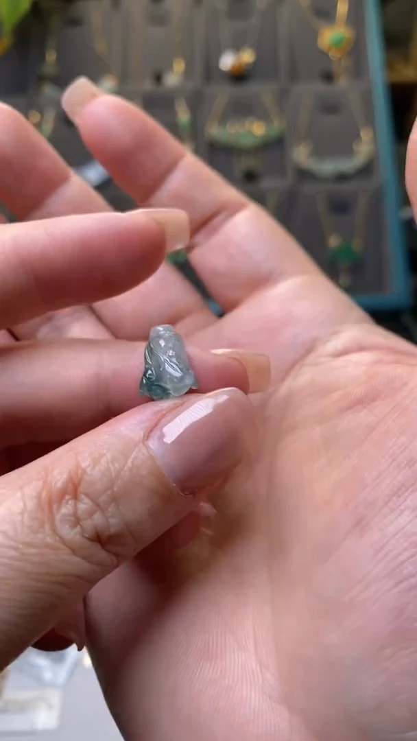 颈饰未镶嵌翡翠嗷****₀净货40218