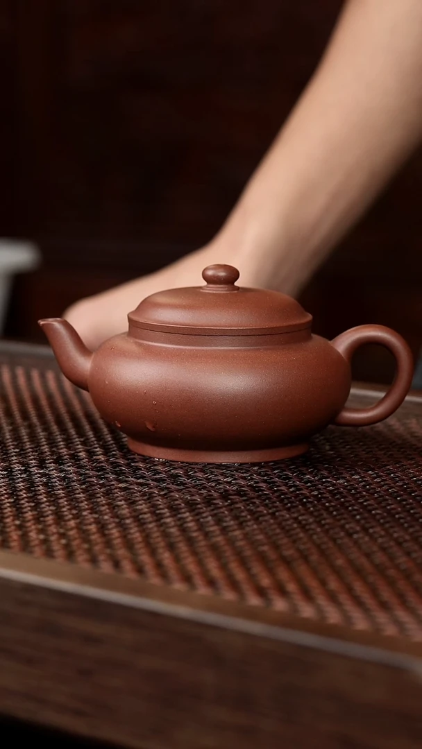 茶壶紫砂底槽清宫灯【带矿标证书】