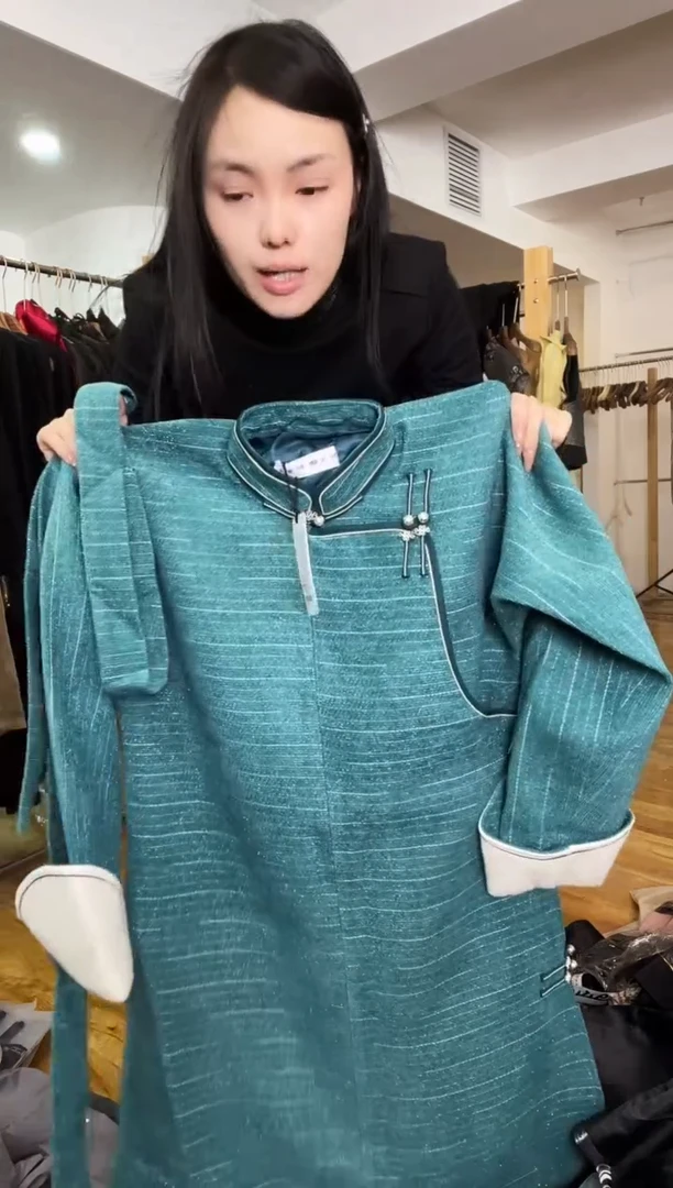 秋冬袍子       L码        130斤