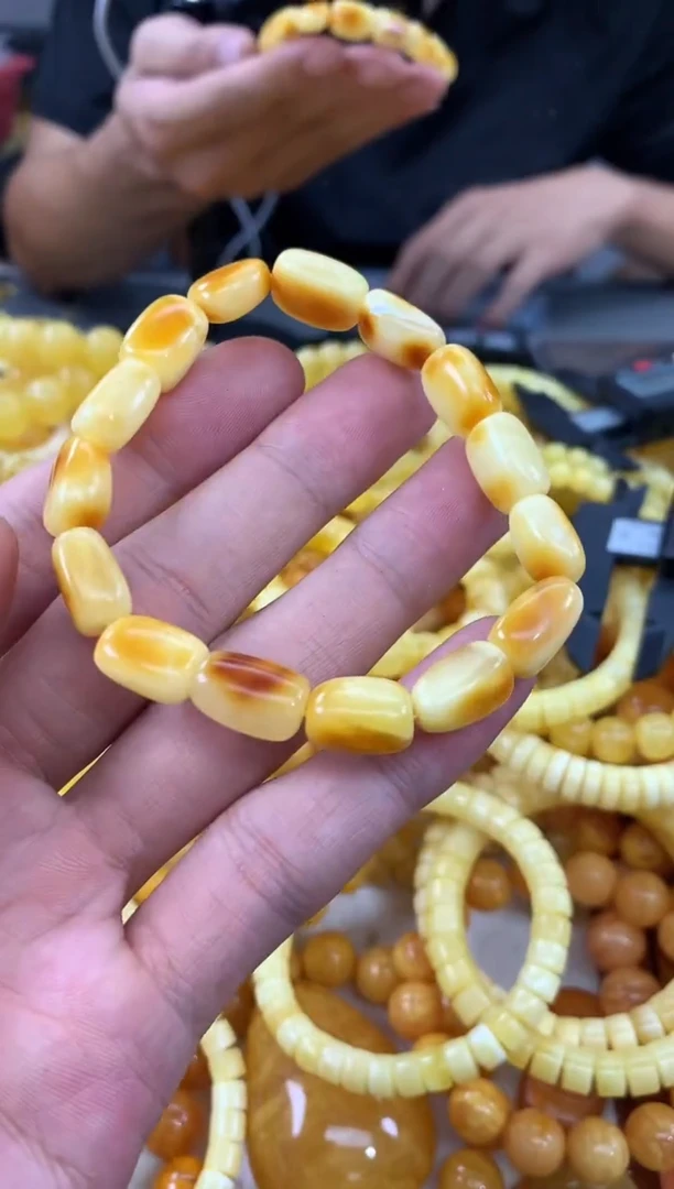 未镶嵌蜜蜡裸石手串