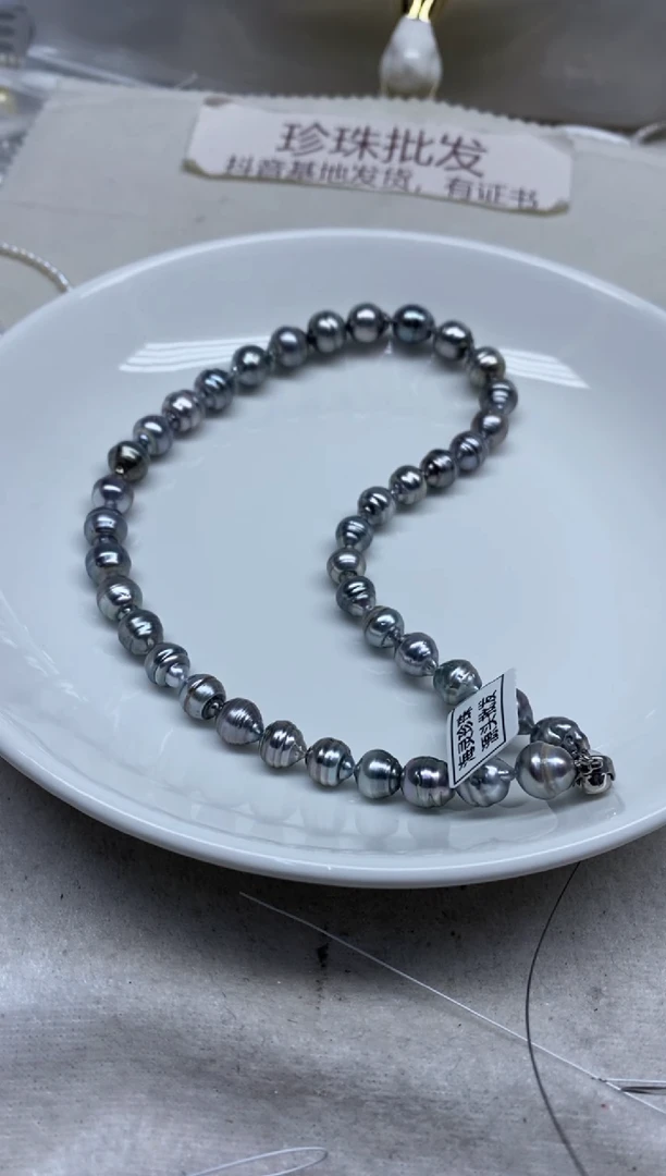 未镶嵌海水珍珠颈饰1200