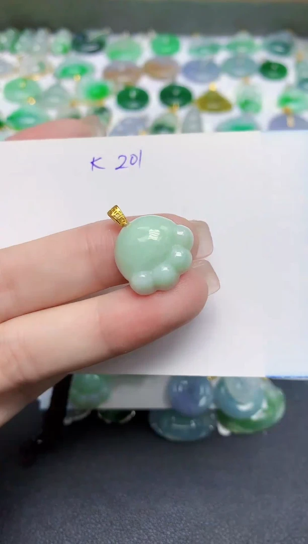 颈饰未镶嵌翡翠天然缅甸翡翠A货翡翠百元以上9元证书费自理