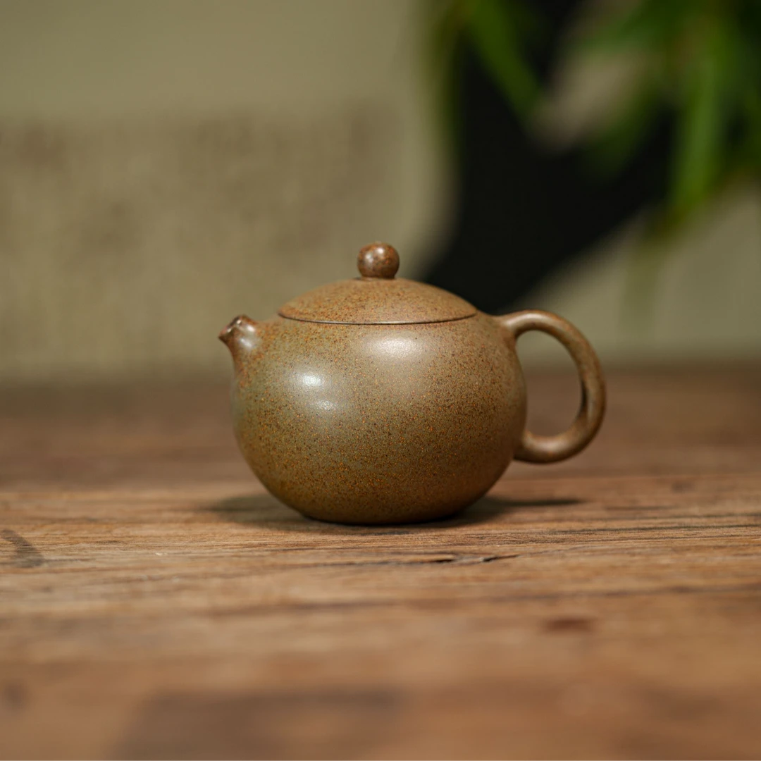 【西施】 原矿高温蟹壳青柴烧 150cc 手工制作内推孔宜兴紫砂壶
