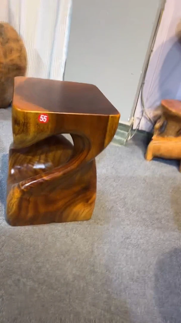 【闪购商品】木胡桃木 实木凳子