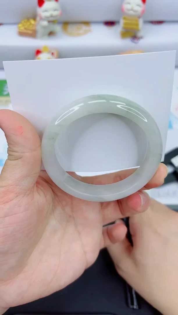 【闪购商品】石英质玉手镯未镶嵌397-57.5