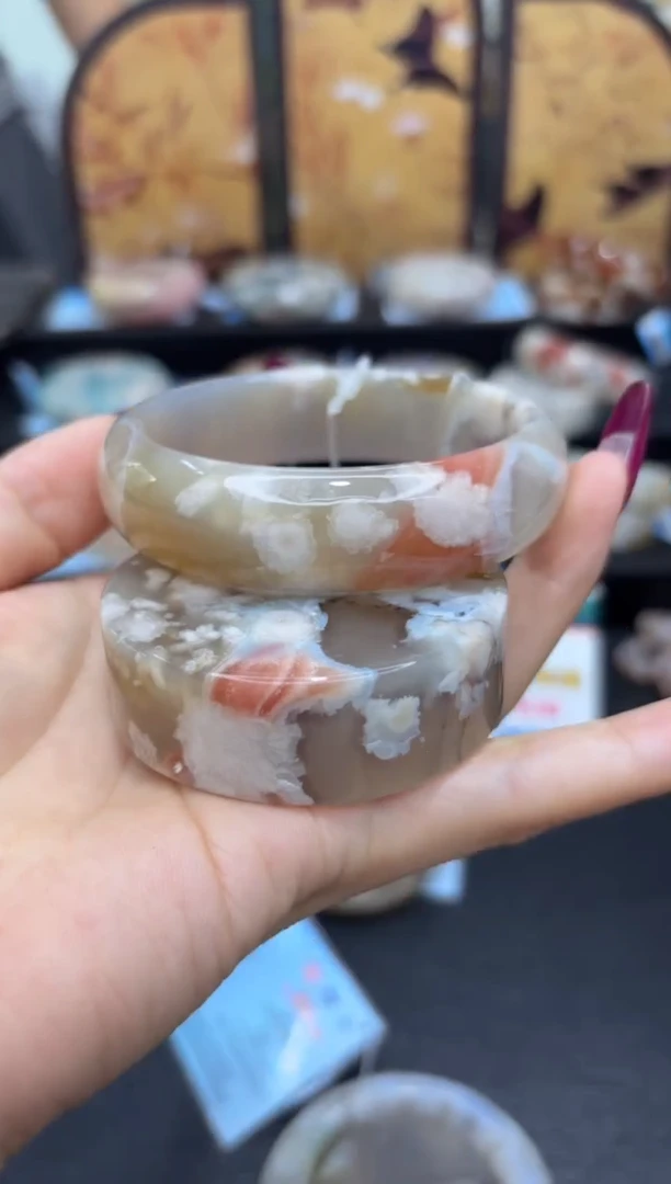 未镶嵌手镯石英质玉A251(58圈赠送镯心)