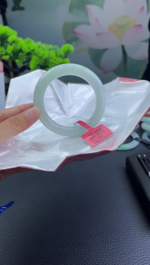 翡翠手镯未镶嵌17