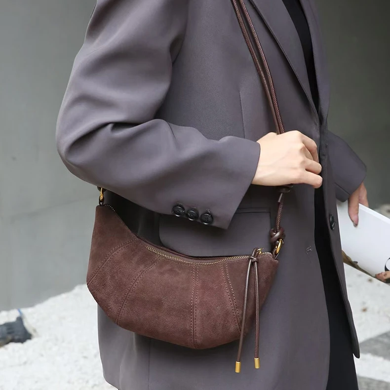 拉链水洗防盗饺子包磨砂牛皮斜挎包单肩斜跨包女士简约小众时尚