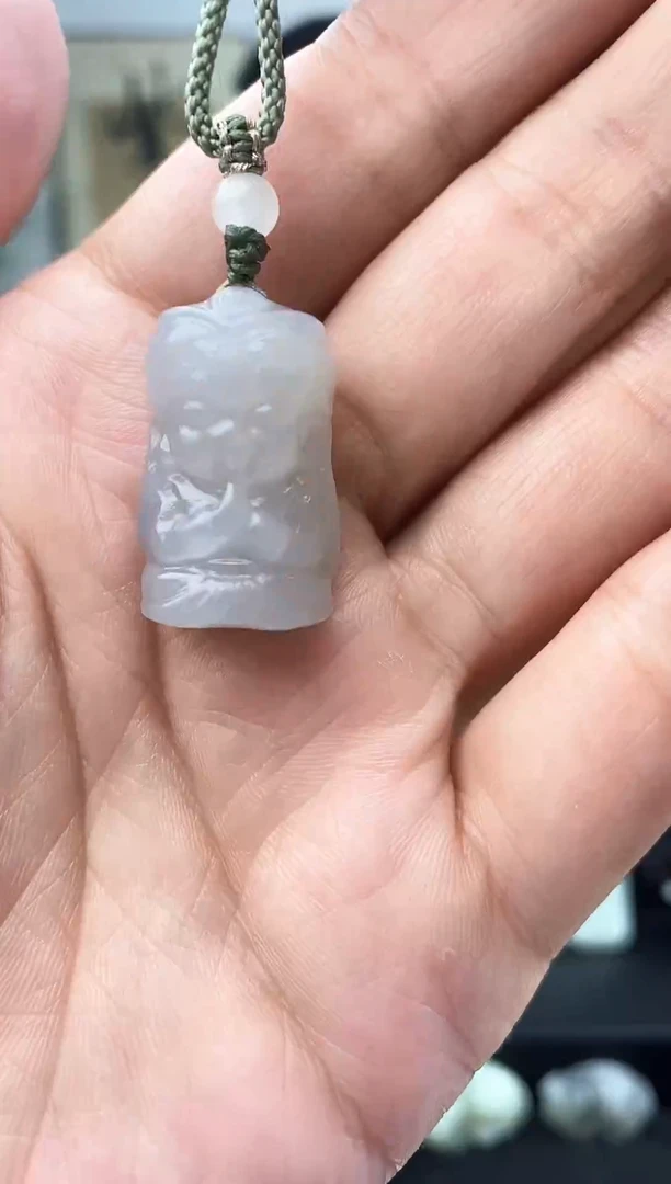 和田玉未镶嵌颈饰1