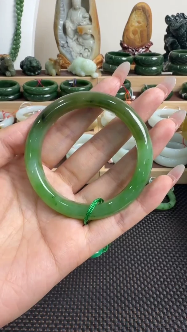 颈饰未镶嵌和田玉手镯54