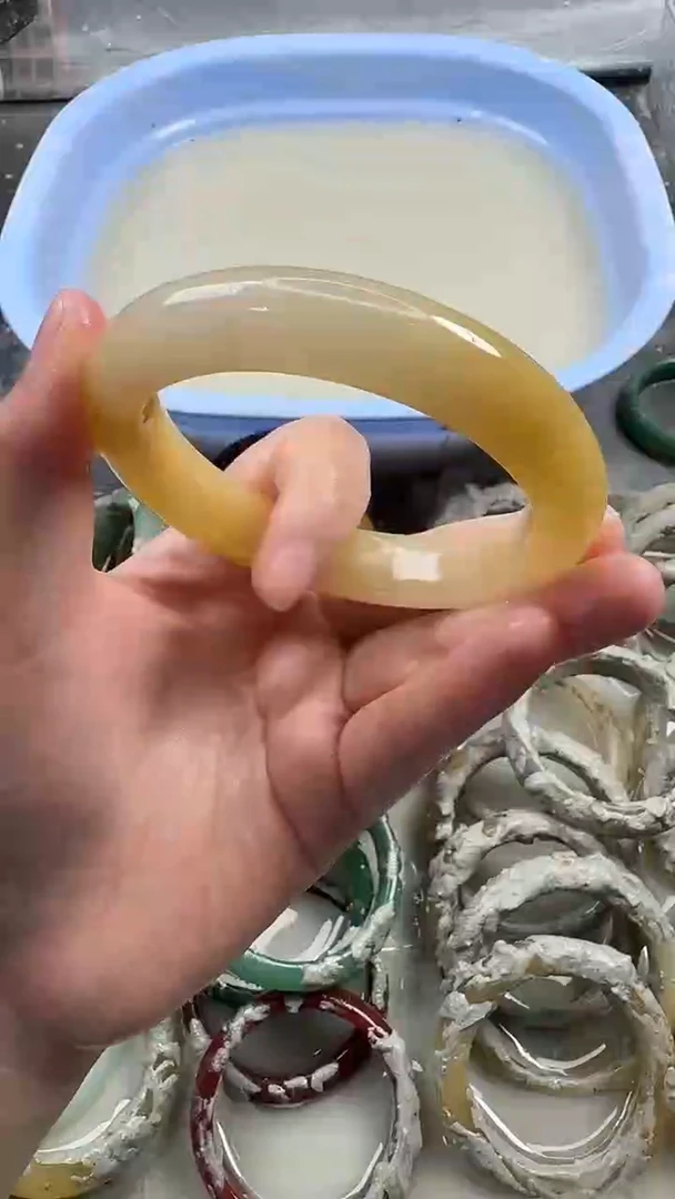 未镶嵌手镯石英质玉29 66