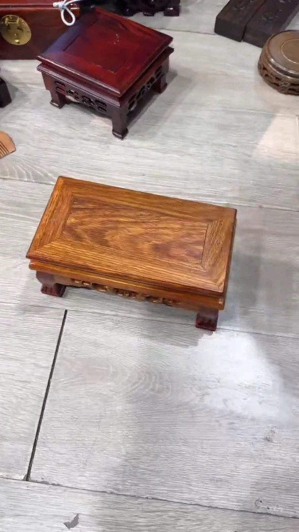 木 光头红木工艺品-刺猬紫檀长方台虎腿