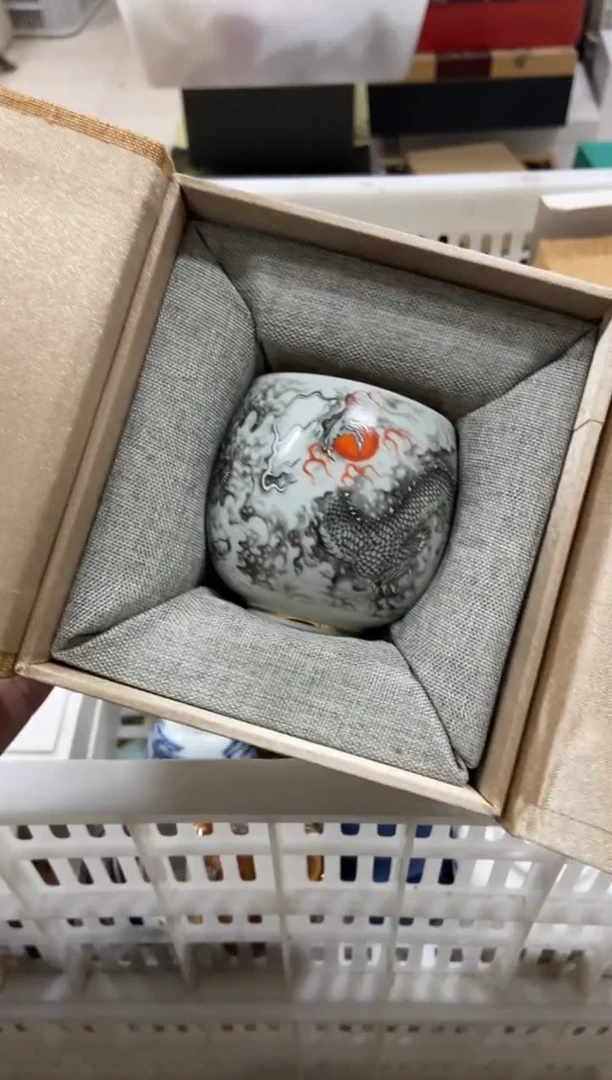 杯无运费险有瑕疵的摄影的产品有使用过的痕迹有点脏介意勿拍