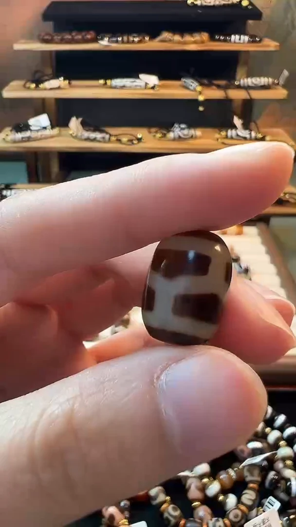 玛瑙/玉髓颈饰未镶嵌108(微瑕随机发货）