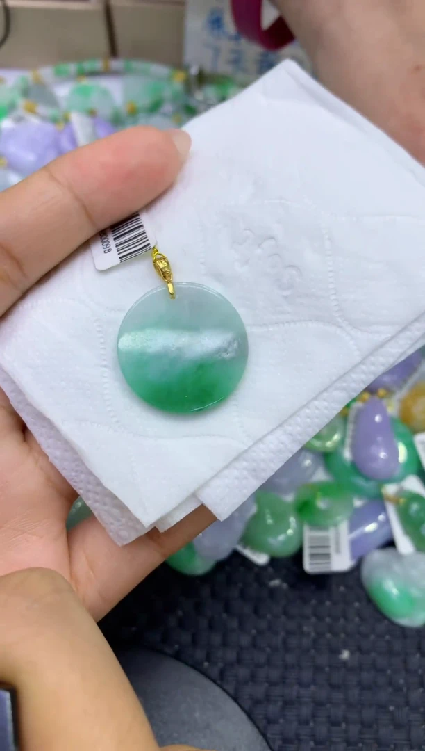 颈饰未镶嵌翡翠天然缅甸A货翡翠