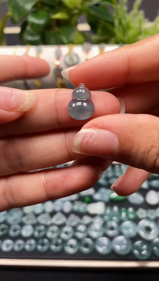 翡翠裸石翡翠葫芦