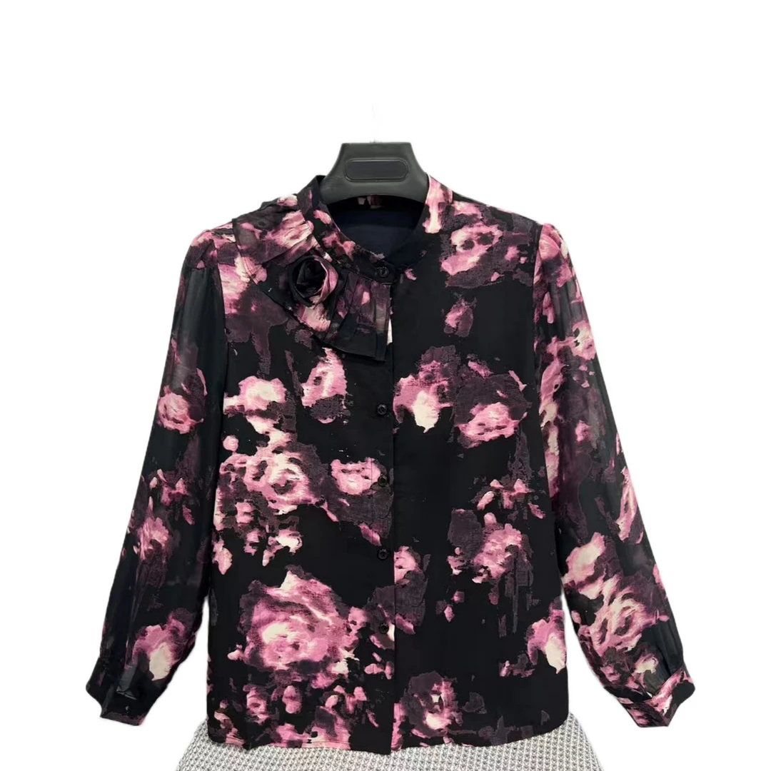 6816  女士  盘花  复古  高级感  气质  舒适  小衫