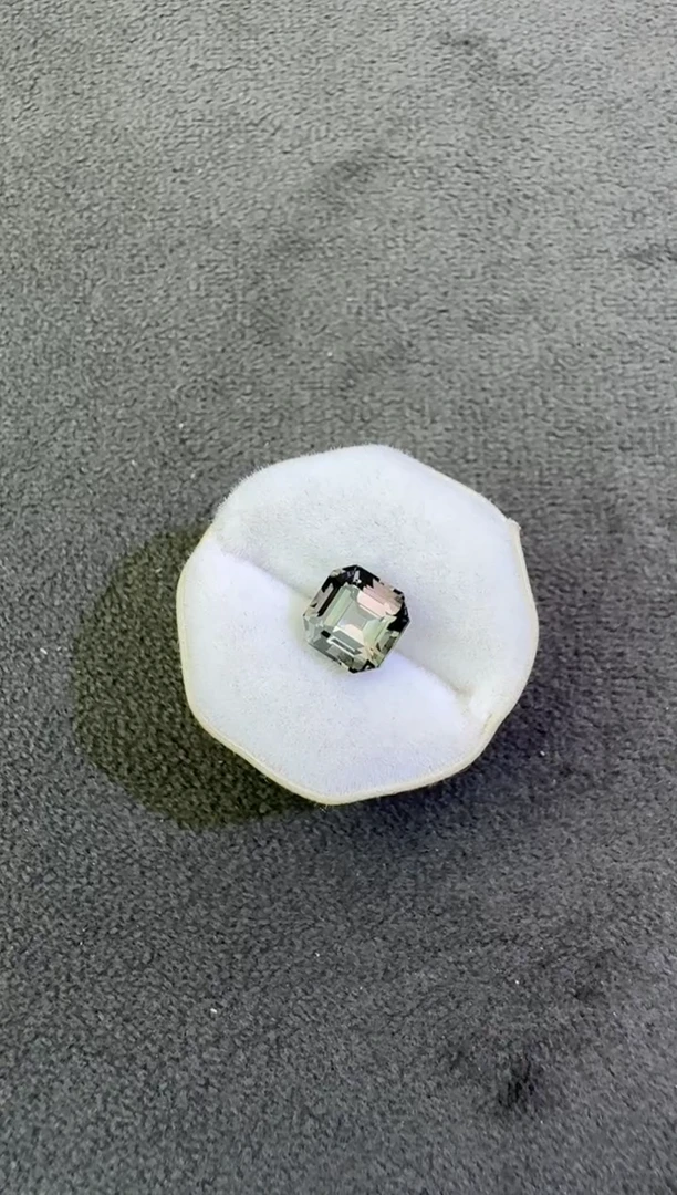 未镶嵌珠宝半成品碧玺1.59ct