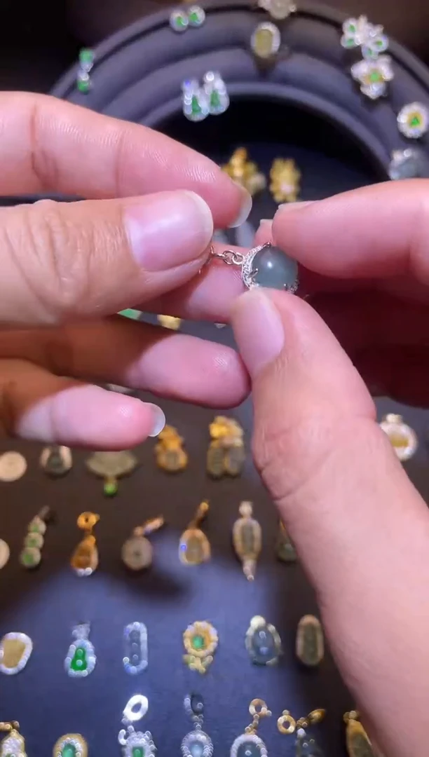 吊坠(不含链)银S925镶嵌翡翠1