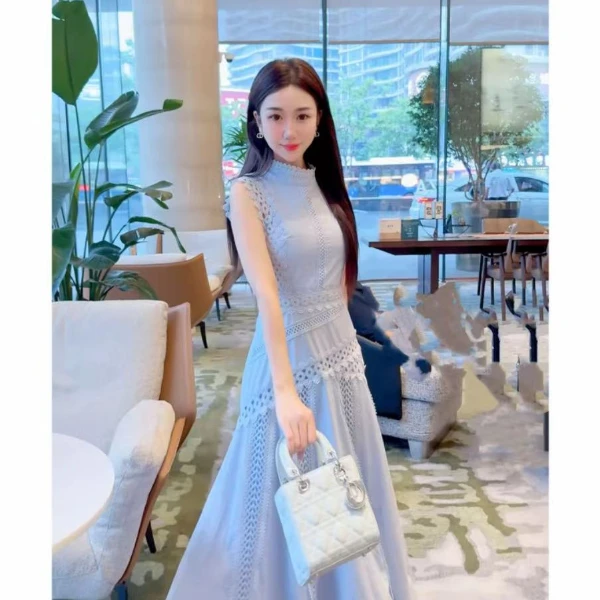 缇彩【海德晴天】2025新款无袖立领蕾丝镂空收腰荷叶边温柔长裙女