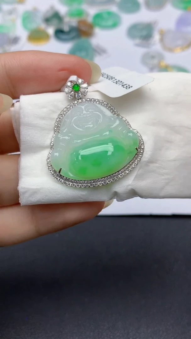 翡翠18K金镶嵌颈饰天然缅甸a货翡翠百元以上9元证书费自理