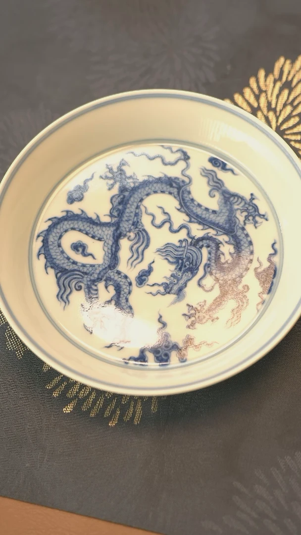 R****l垂虹慕古仿明青花云龙纹壶承有料点