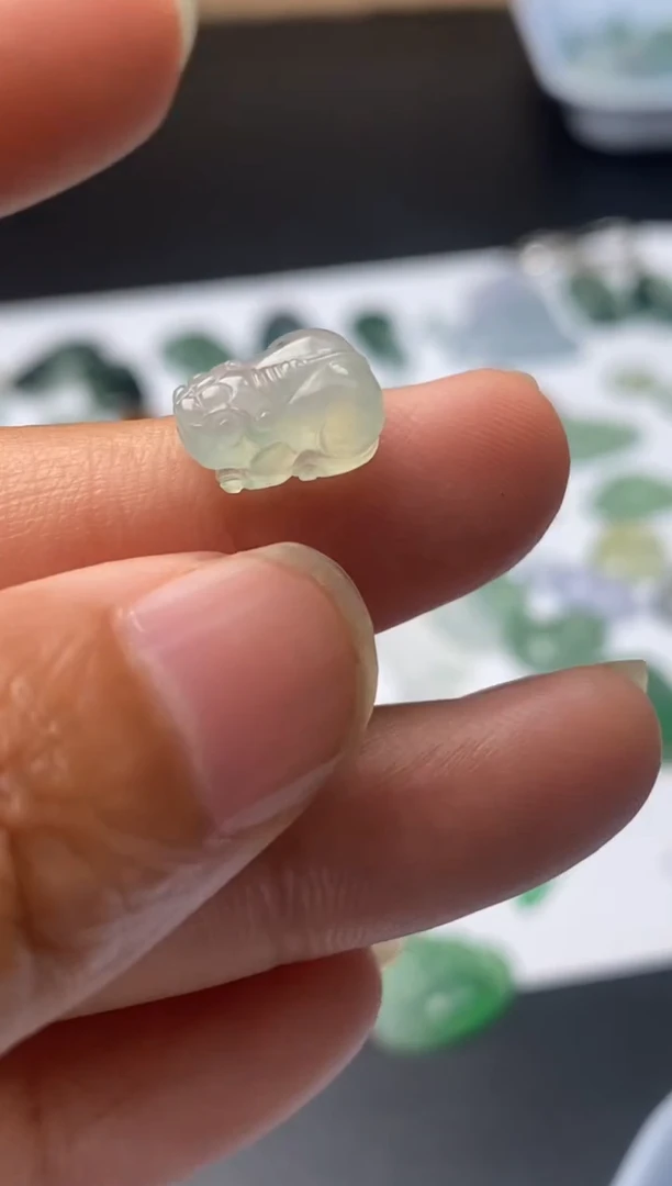 定制翡翠未镶嵌毛货翡翠~多样性发其一