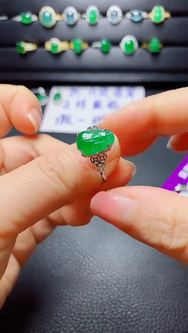 银S925镶嵌戒指翡翠   天然翡翠A货s925银镶