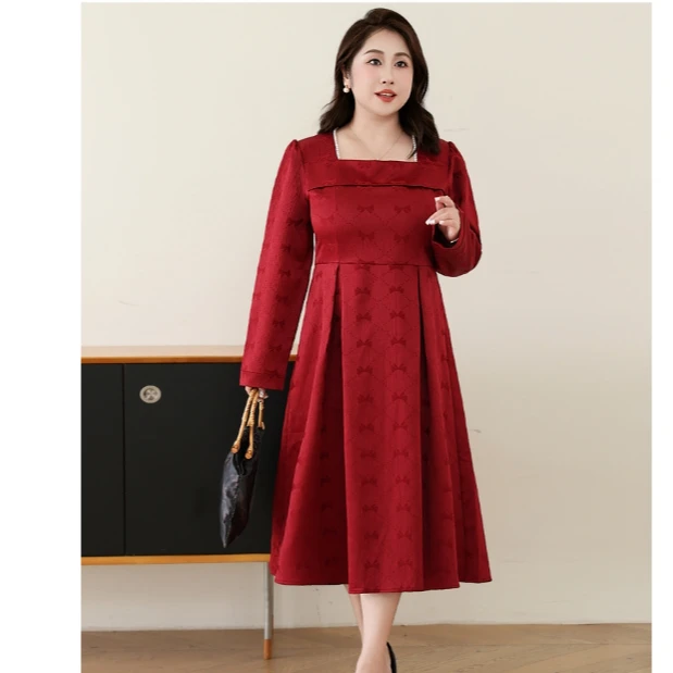 大码女装300斤春季新款时尚法式气质方领提花百褶长袖连衣裙8598