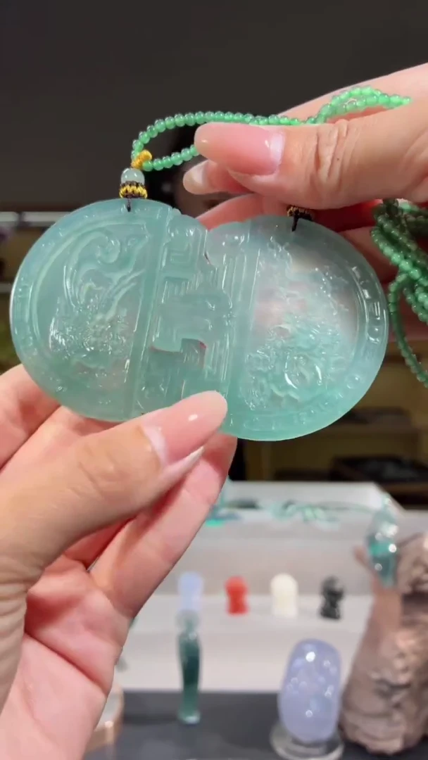 吊坠(赠链)未镶嵌翡翠龙凤对牌（多样性发其一对）