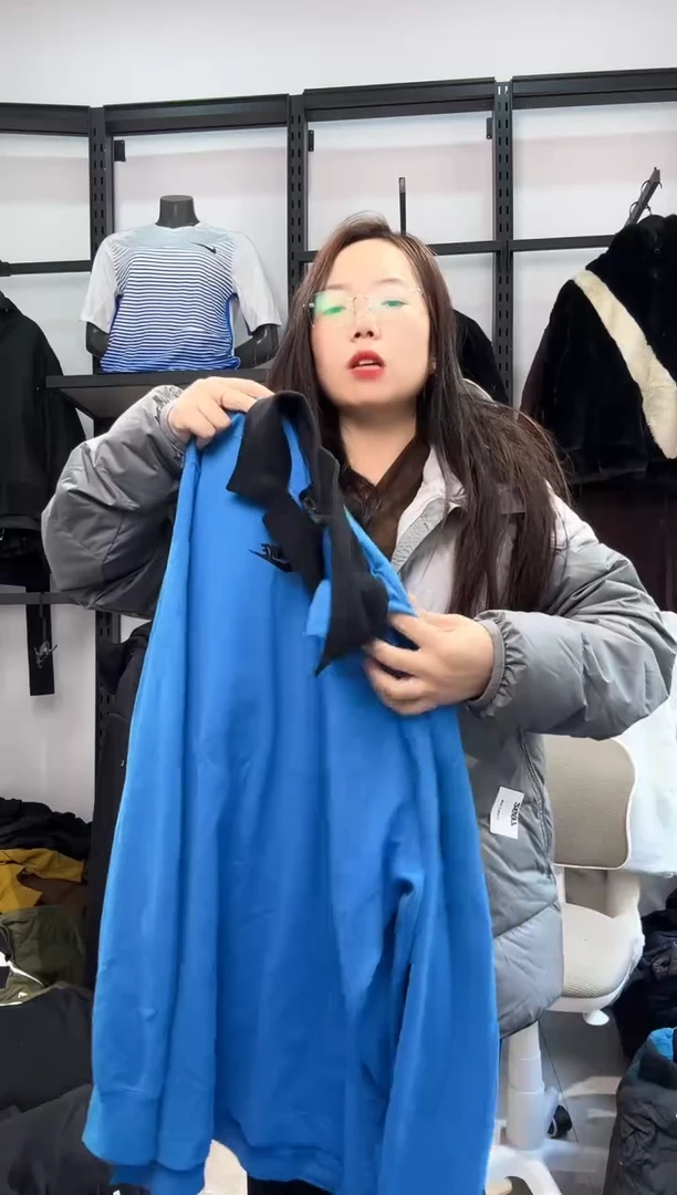 2702     编码  瑕疵直播间过款为准 尺码