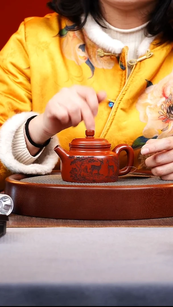 茶壶紫砂朱泥德钟 王芳
