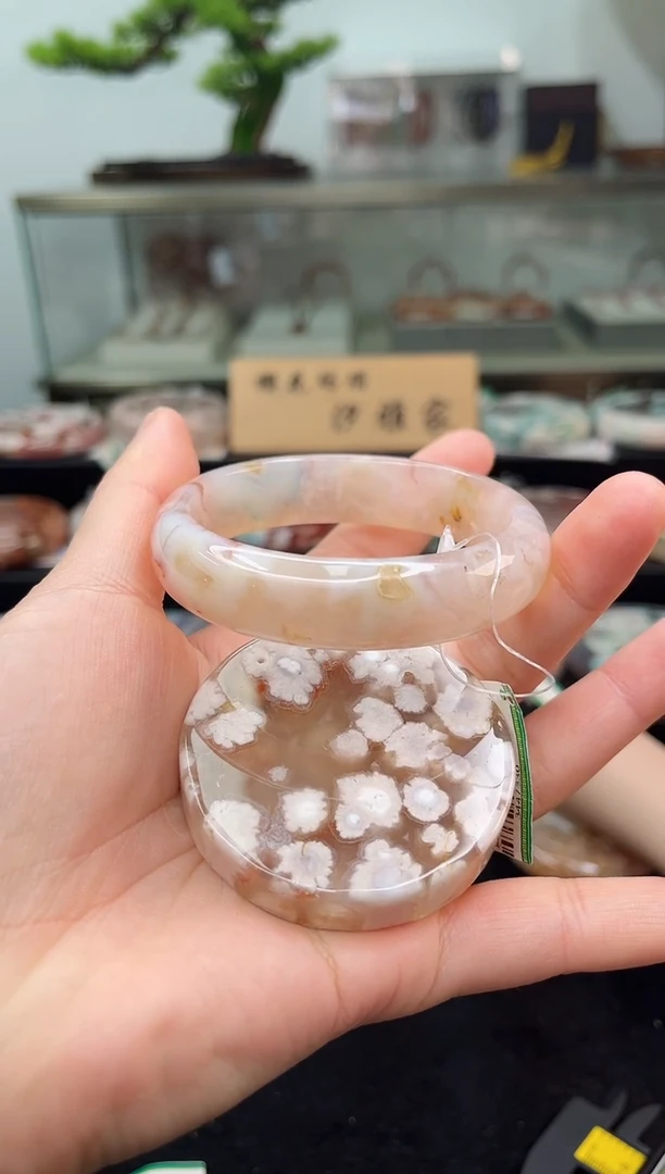 未镶嵌手镯石英质玉57圈口（赠品镯心）13447330