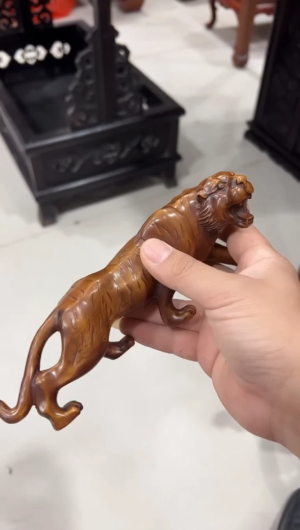 木黄杨老虎摆件1