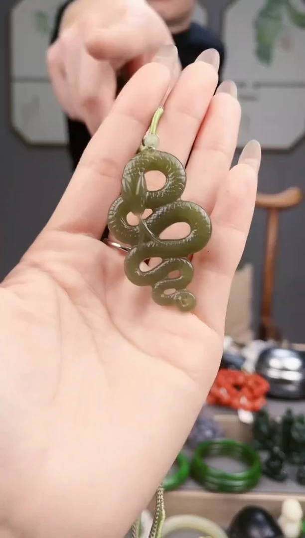 【闪购商品】和田玉颈饰未镶嵌AA多样性发货 拍一发一