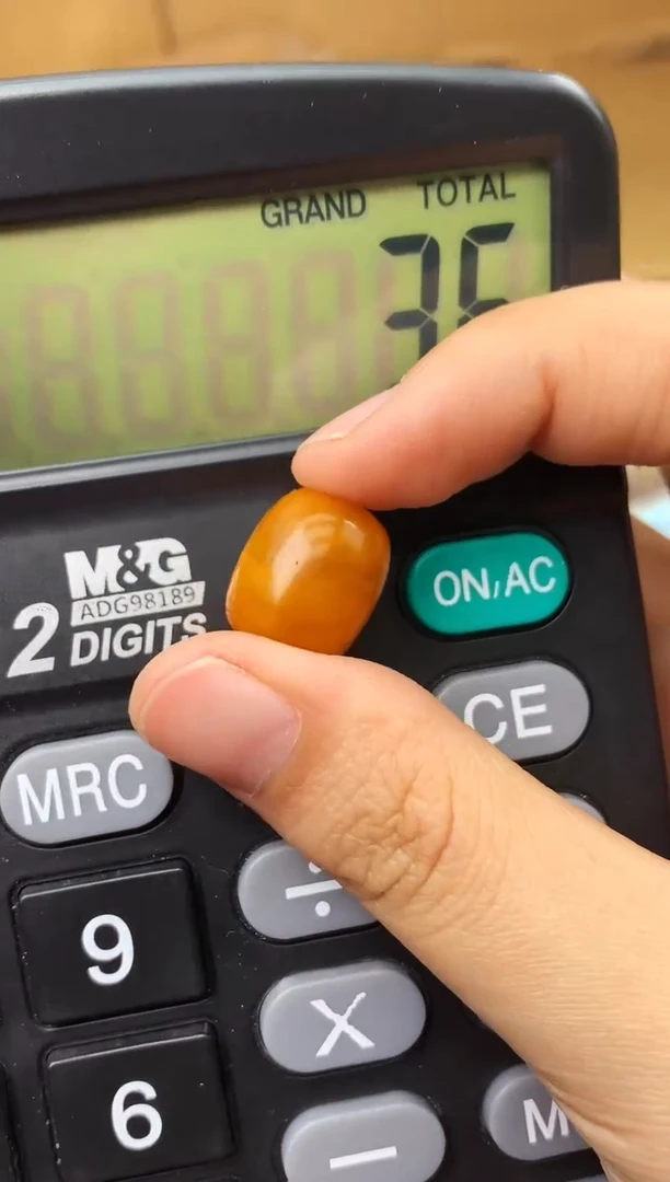【闪购商品】琥珀珠宝奇石未镶嵌104