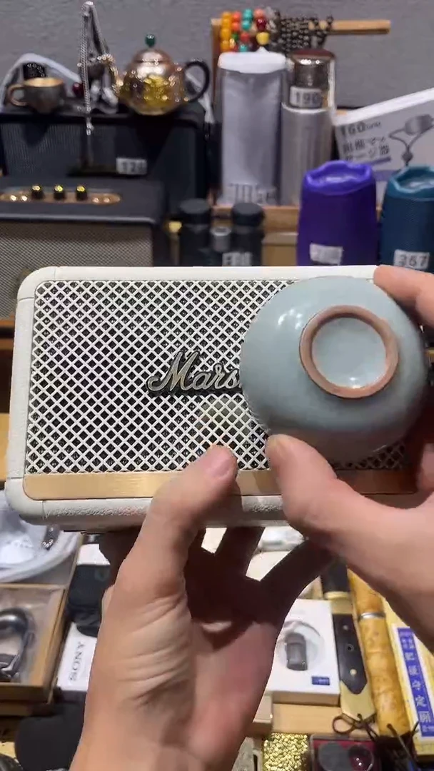 瓷片闪购商品 如图所示