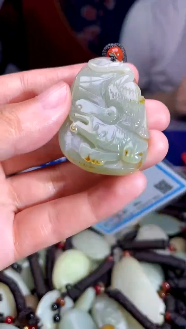 和田玉未镶嵌挂件1