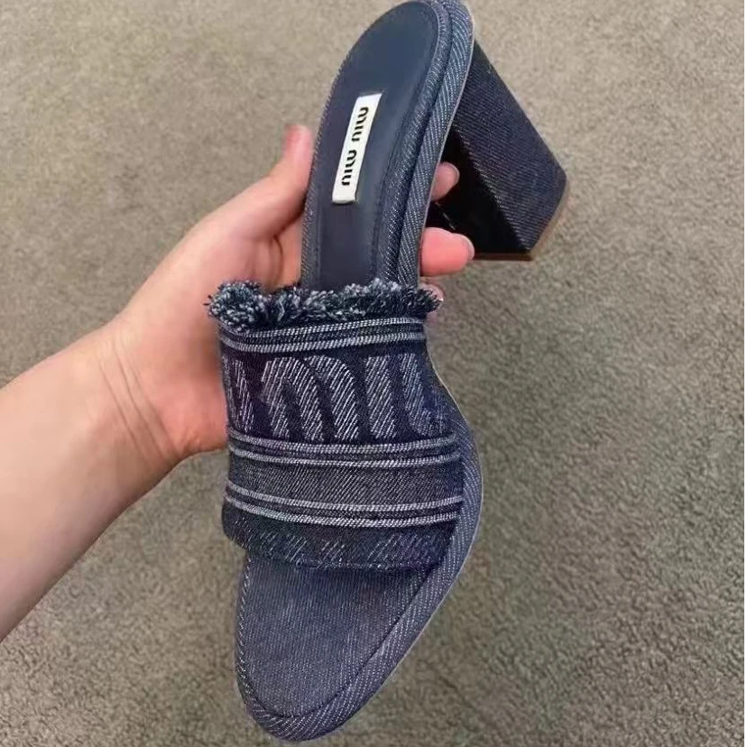 全新未使用 MIU MIU/缪缪 牛仔蓝流苏高跟拖鞋39