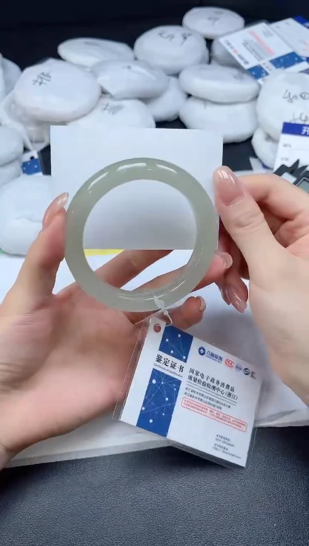 未镶嵌手镯石英质玉0168-56